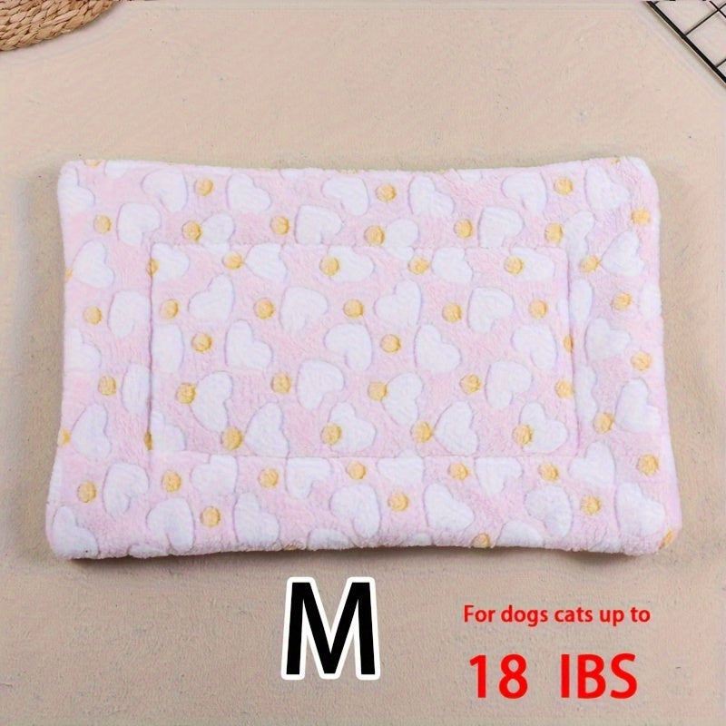All-Season Dirt-Resistant Rectangular Pet Blanket - Comfortable Dog Paw Heart Print Pet Bed, 1pc Lootquake LLC