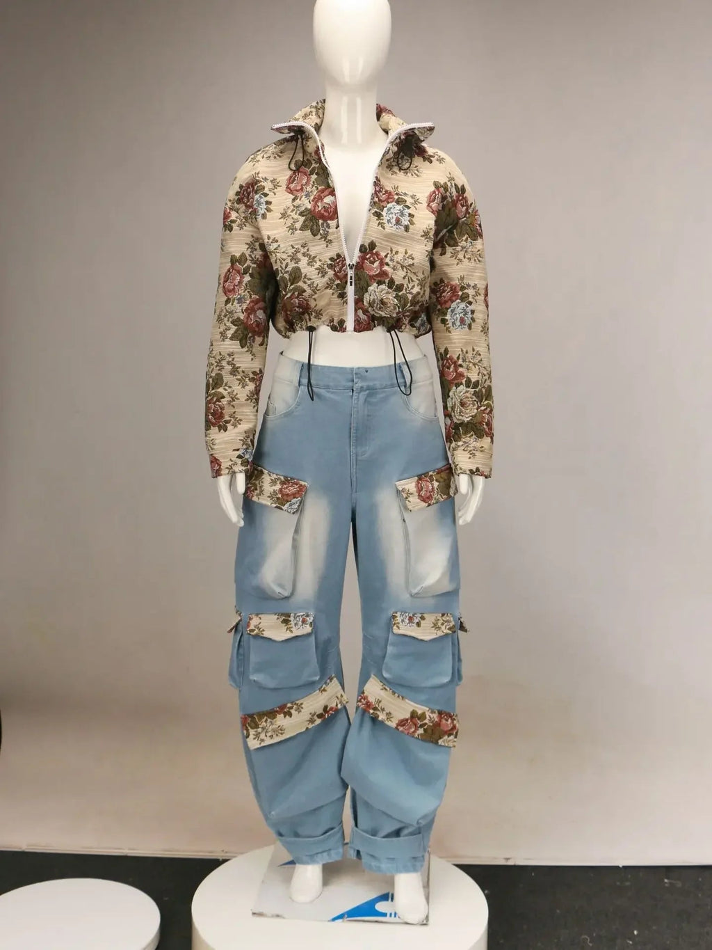 BWQ Washed Denim Women's Set Full Sleeve Floral Jacket and Pockets Cargo Jeans Pants Suit 2025 Street Two 2 Piece Set Outfit Purplish Diva