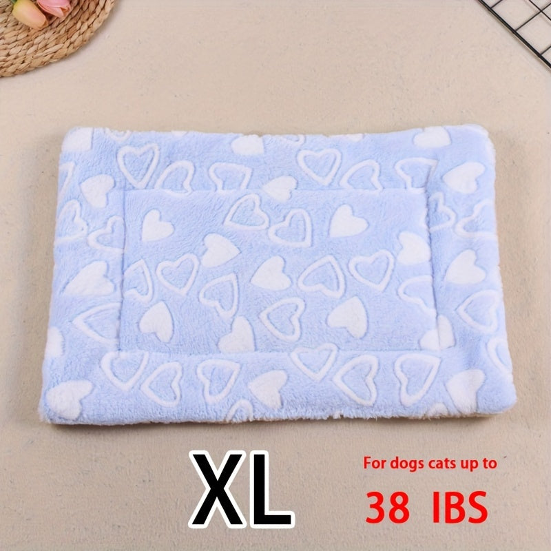 All-Season Dirt-Resistant Rectangular Pet Blanket - Comfortable Dog Paw Heart Print Pet Bed, 1pc Lootquake LLC
