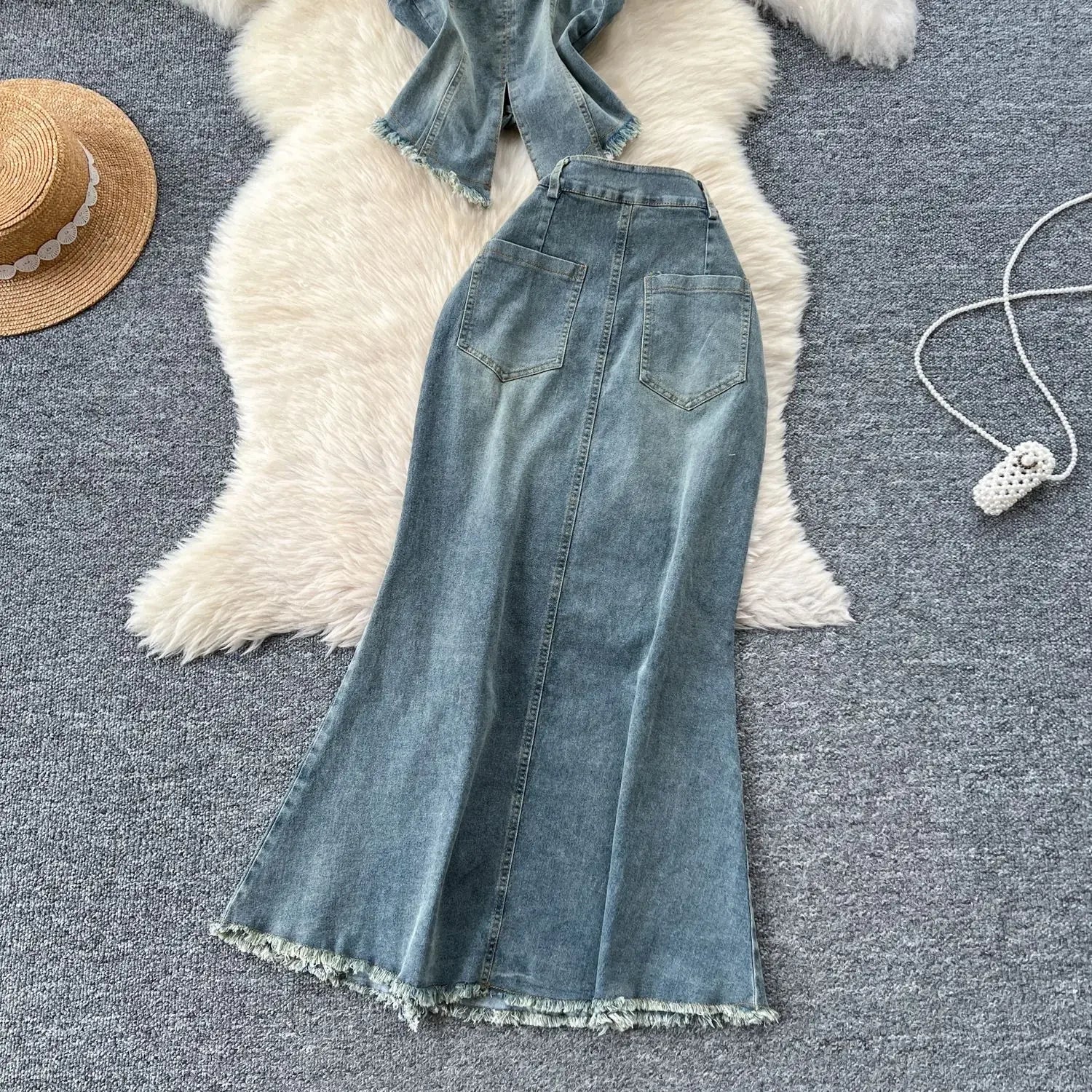 American Hot Girl Retro Denim Two-piece Set.Women's New Summer Fashion Sexy Strappy Halter Top + High Waist Slit Half Body Skirt Purplish Diva