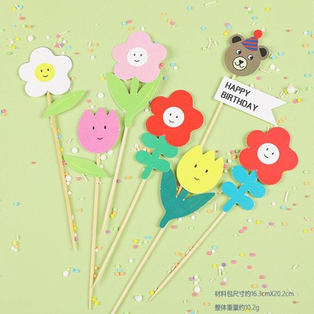 Bear Candle Birthday Cake Props Topper Card Cute Fantasy Cup Dessert Smiley  Love Bear  Table Dress Up Cake Props Party Cake Decor Supplies Toppers Birthday Cupcake Topper Various Cake Decorations for Birthday Party Photo Prop Stevvex