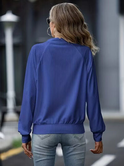 Simple White Zip Up Collared Neck Raglan Sleeve Jacket Comfortable Versatile Casual Women Wear Stevvex