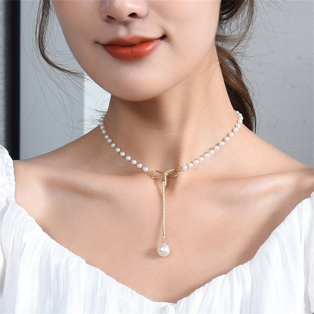 Rhinestone Butterfly Pendant Pearl Necklace Pi-Mart