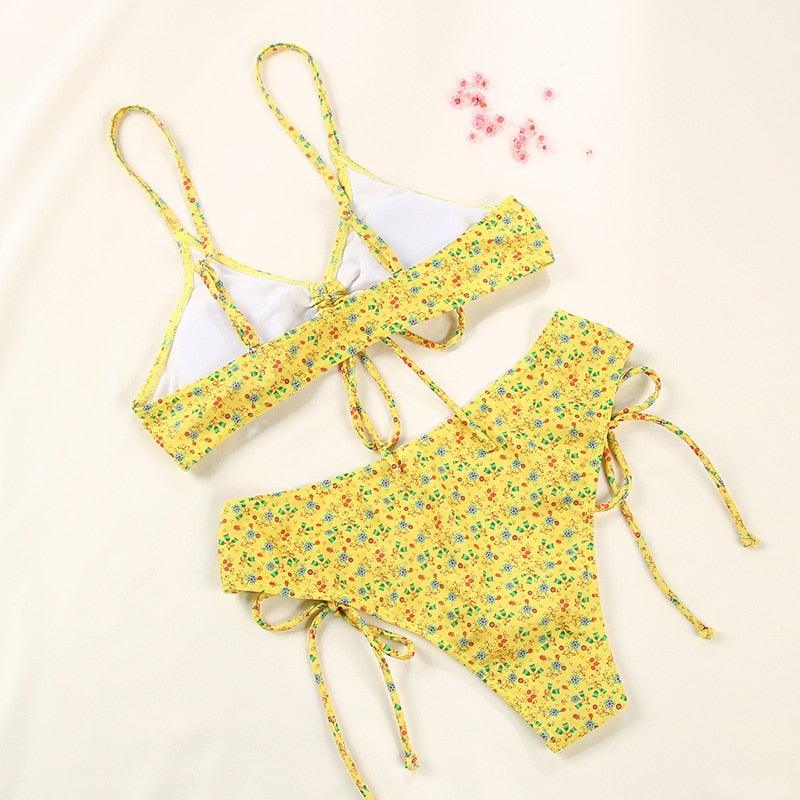 Bikinis Micro Adjustable Swimwear Women Summer Bikini Set Modern Colorful Print Beach Wear Women's Comfortable Swimsuit Knotted String Triangle Bikini Tie Side High Cut Bikini Set Stevvex