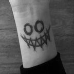 Black Clown Temporary Tattoo Sticker Body Art Arm Waist Fake Waterproof Tattoos Elegant Small Design For Men Women Stevvex