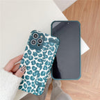 Black White Leopard Milk Pattern PU Leather Phone Case For iPhone 14 13 12 11 Pro XS MAX X XR 8 Plus Cover Hand Band Wrist Strap Women Leopard Pattern Clear Phone Case with Camera Protection Phone Protective Cover Modern Design Phone Cases