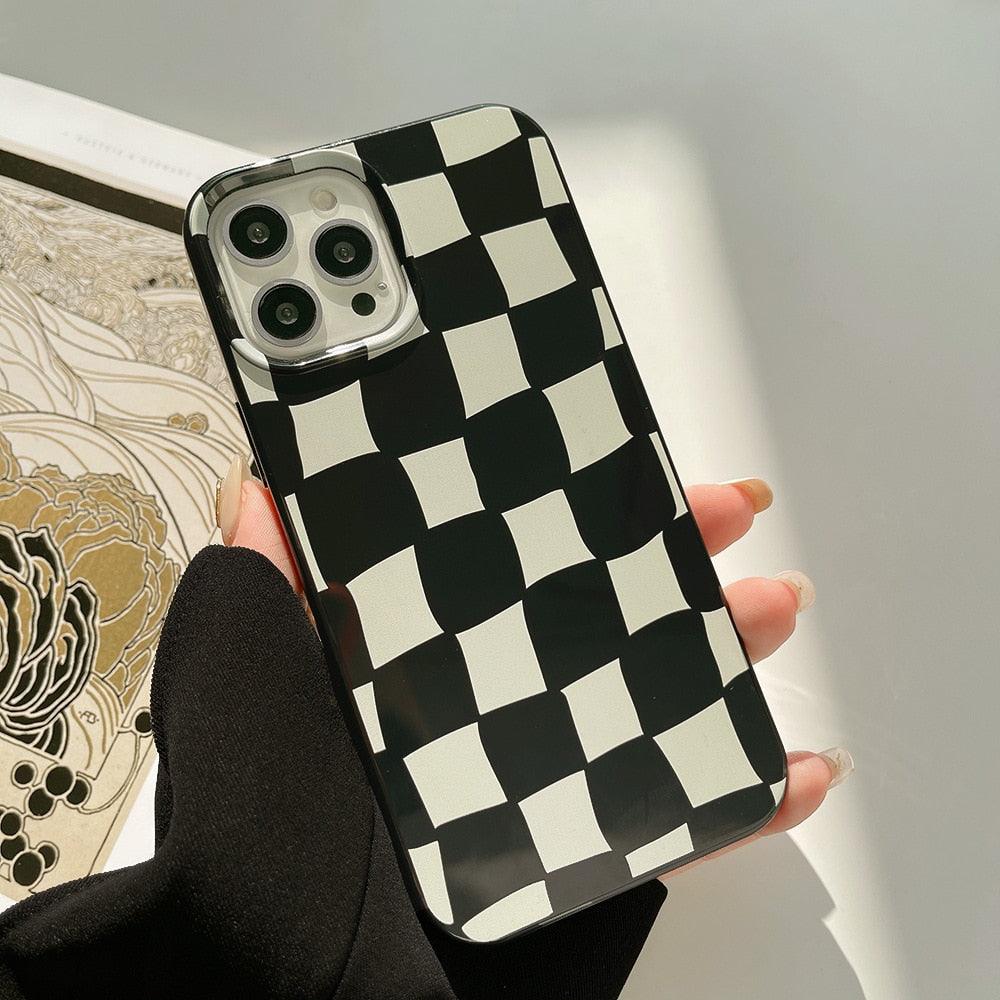 Black White Luxury Checkerboard Soft Phone Case For iPhone 14 13 12 11 Pro Max Mini X XR 7 8 Plus XS Shockproof Protective Cover Unisex Modern Phone Case Elegant Design Stevvex