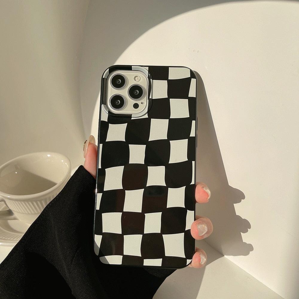 Black White Luxury Checkerboard Soft Phone Case For iPhone 14 13 12 11 Pro Max Mini X XR 7 8 Plus XS Shockproof Protective Cover Unisex Modern Phone Case Elegant Design Stevvex