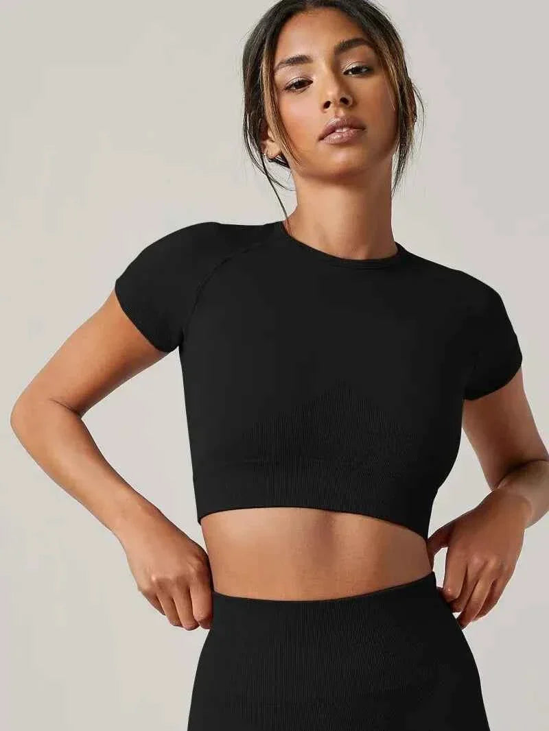 THRIXINE Elite Crop Top: Premium Black Activewear THRIXINE