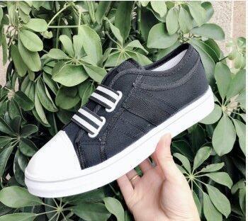 Blue Low-Cut Canvas Flat Shoes Women Casual Vulcanize Shoes New Women Summer Autumn Casual Slip On Canvas Comfortable Walking Flats Elegant Sneakers Stevvex