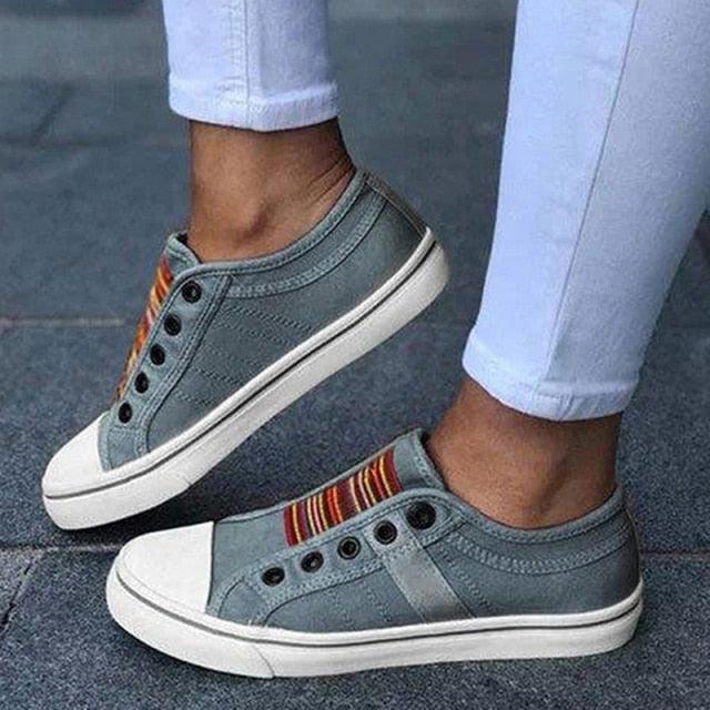 Blue Low-Cut Canvas Flat Shoes Women Casual Vulcanize Shoes New Women Summer Autumn Casual Slip On Canvas Comfortable Walking Flats Elegant Sneakers Stevvex