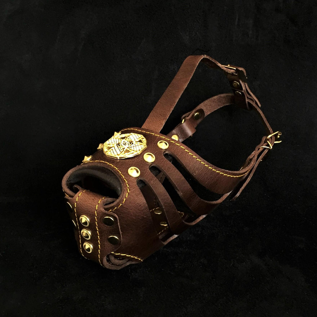 ''Maximus'' Basket Muzzle Brown & Gold - SJB-DIAMOND ELITES