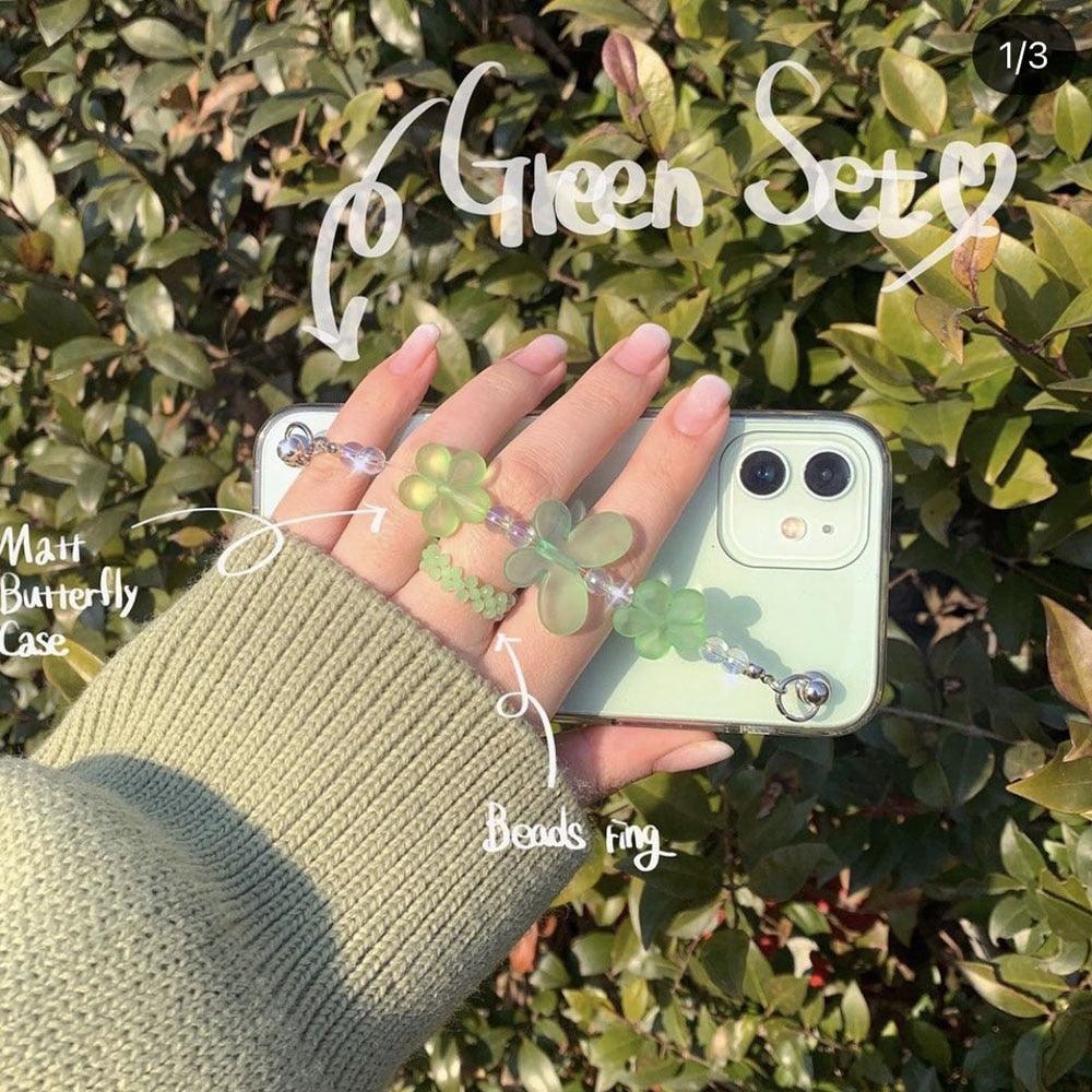 Butterfly Chain Flower Bracelet Chain Phone Case For iPhone 13 12 11 Pro XS Max X XR 7 8 Plus Cute Transparent Back Cover Phone Case For iphone 14Pro 12Mini 13 Pro 6 7 8 plus X XR XS Max SE Soft Fashion Bracelet Clear Protective Cover Stevvex