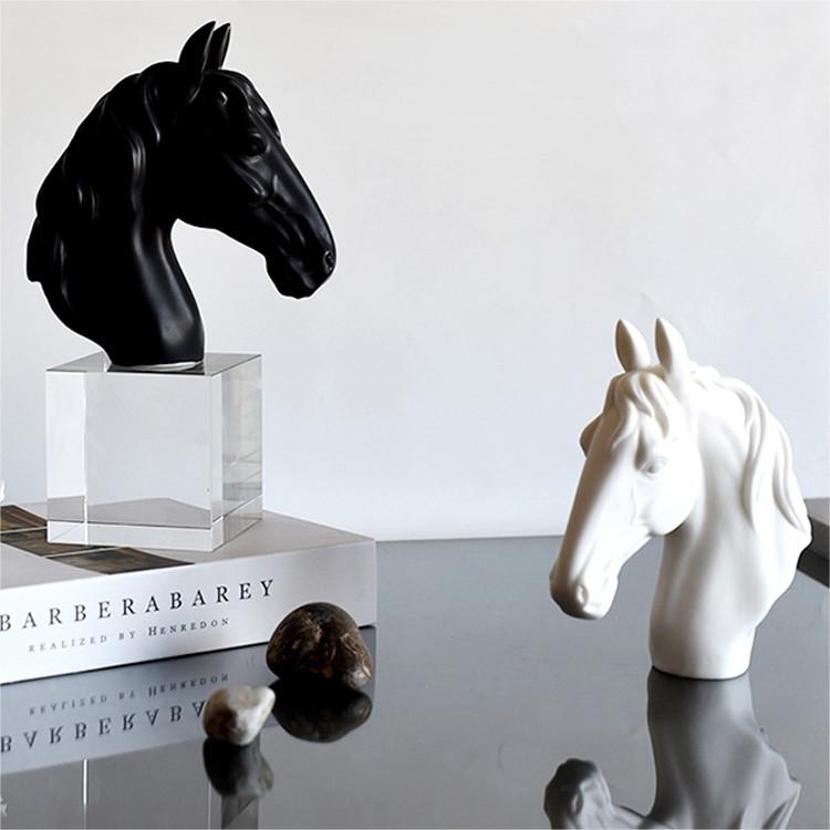 Horse Head Crystal Base Ornament Lootquake LLC