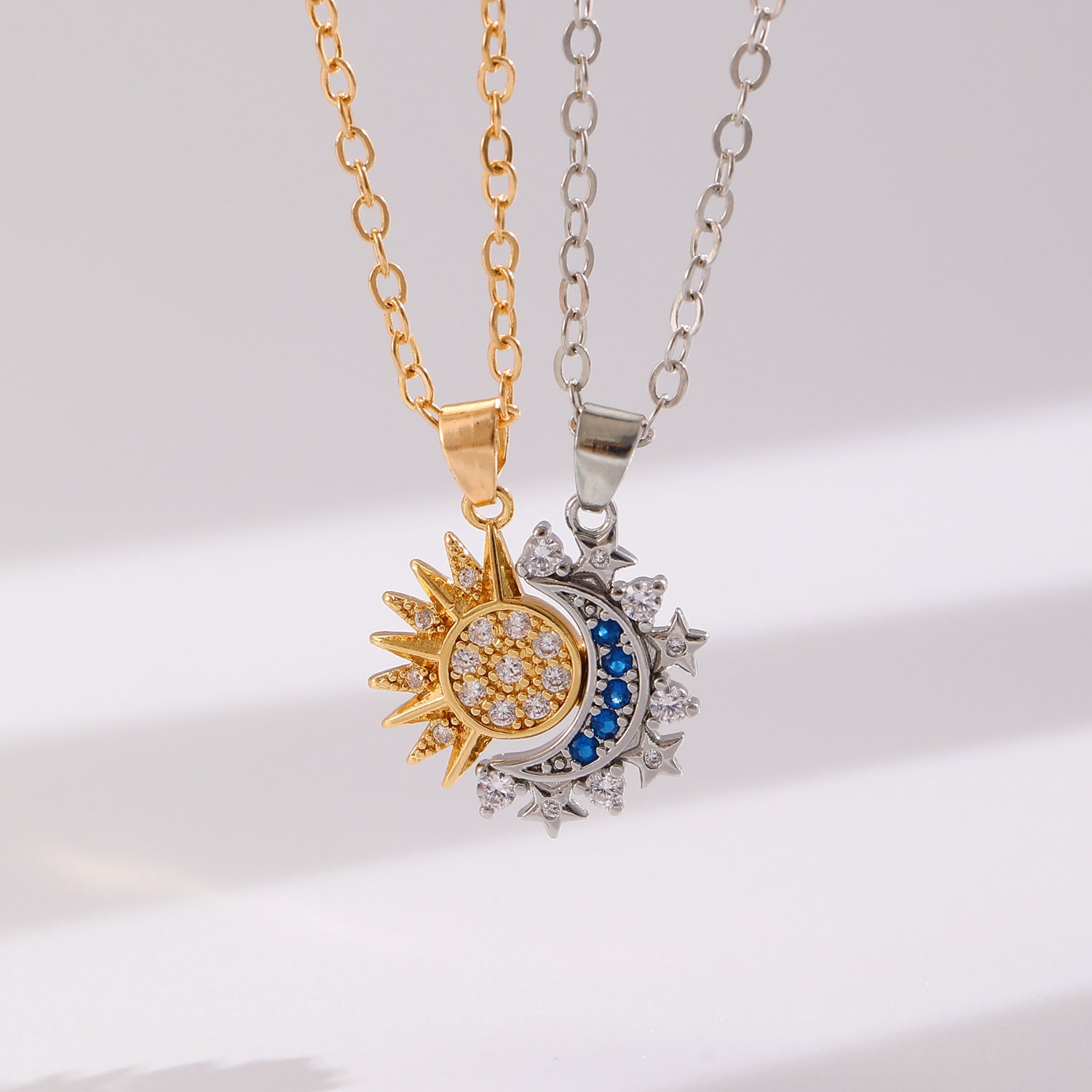 2pcs Necklace Sun And Moon Magnetic Pendant Clavicle Chain Necklace For Couple Lovers Pi-Mart