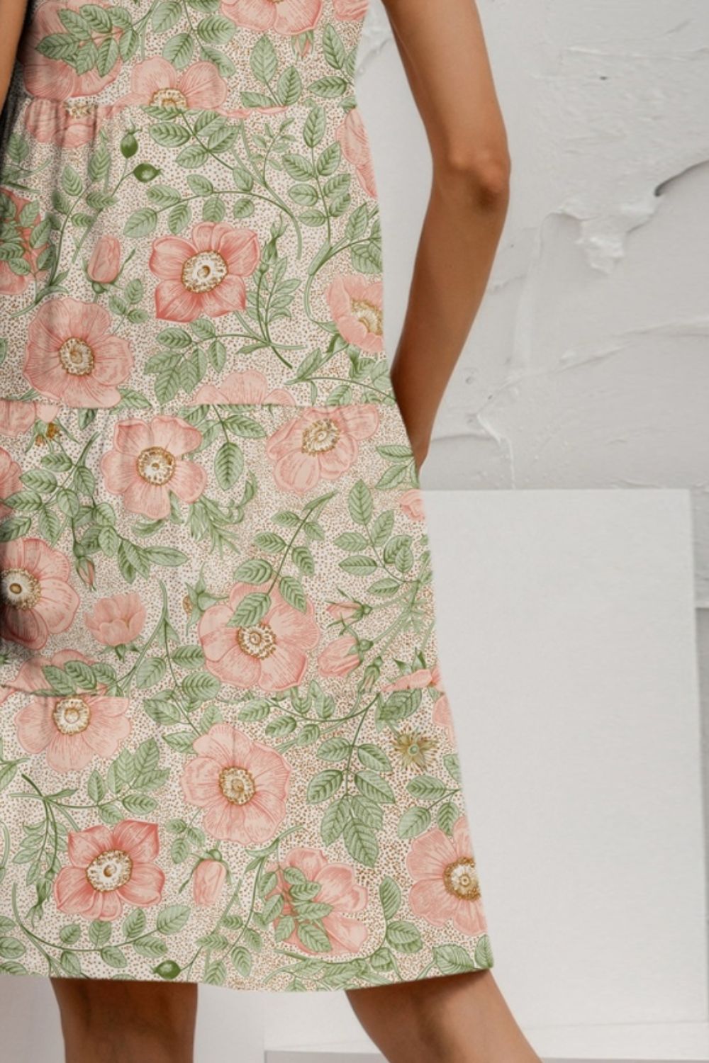 Charming Tiered Printed Round Neck Sleeveless Dress Trendy & Stylish Summer Dress for Women Stevvex