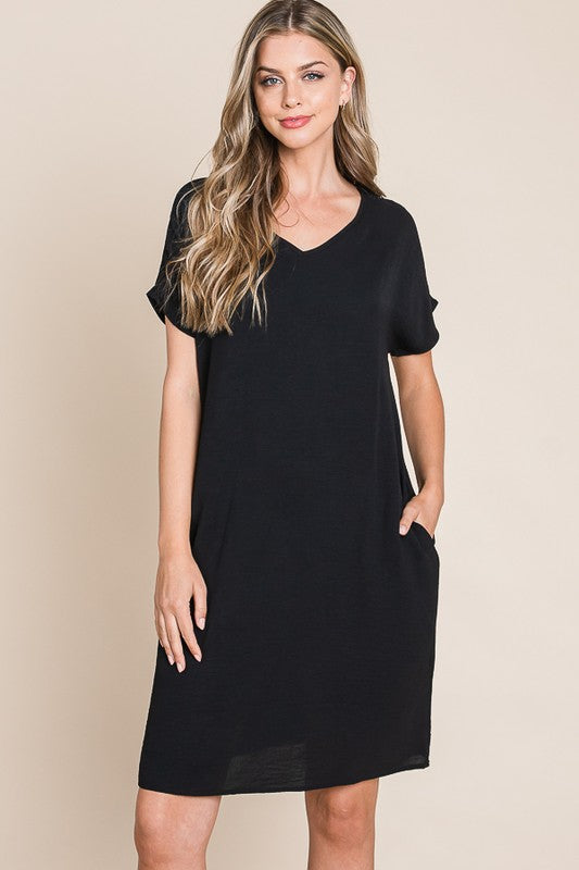 V-Neck Short Sleeve Dress with Pockets For Women – Casual, Versatile and Stylish Dress with Convenient Pockets for Everyday Wear Stevvex