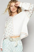POL Floral Crochet Patch V-Neck Top – Femstylo - SJB-DIAMOND ELITES