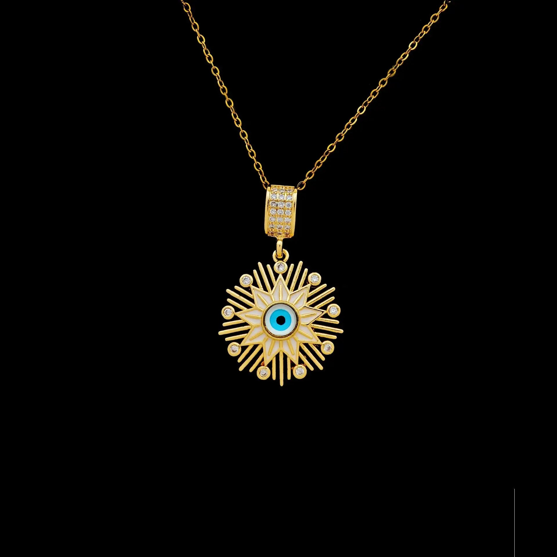 European And American Moon Necklace Niche Non-fading High-grade Accessories