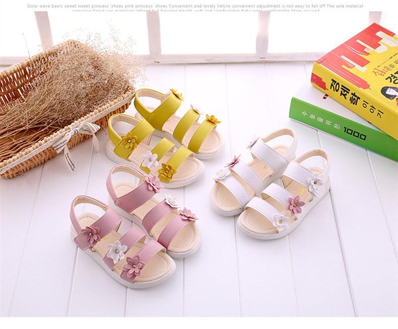 Children's Shoes Summer Style Sandals Girls Princess Beautiful Flower Shoes Kids Flat Sandals Baby Girl Girls Strappy Sandals With Flowers Open-Toe Dress Sandals Beautiful Outdoor Party Sandals Stevvex