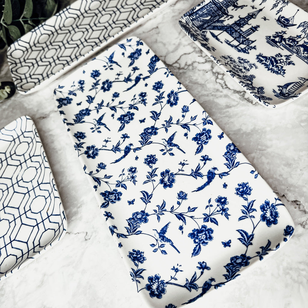 Chinoiserie Blue White Serving Tray Set 4pc Assorted Large and Small BandsCo Straps