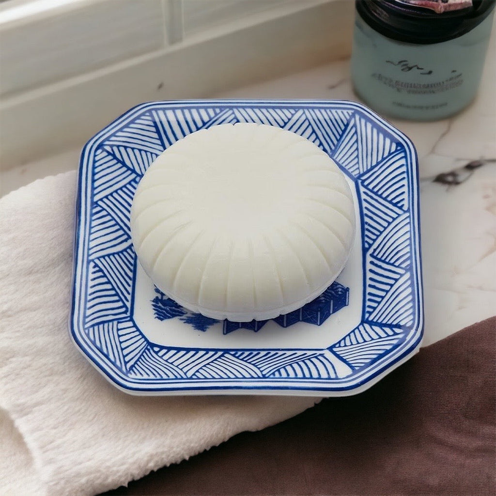Chinoiserie Soap And Trinket Dish Set - Decorative Ceramic Soap Tray Gift BandsCo Straps