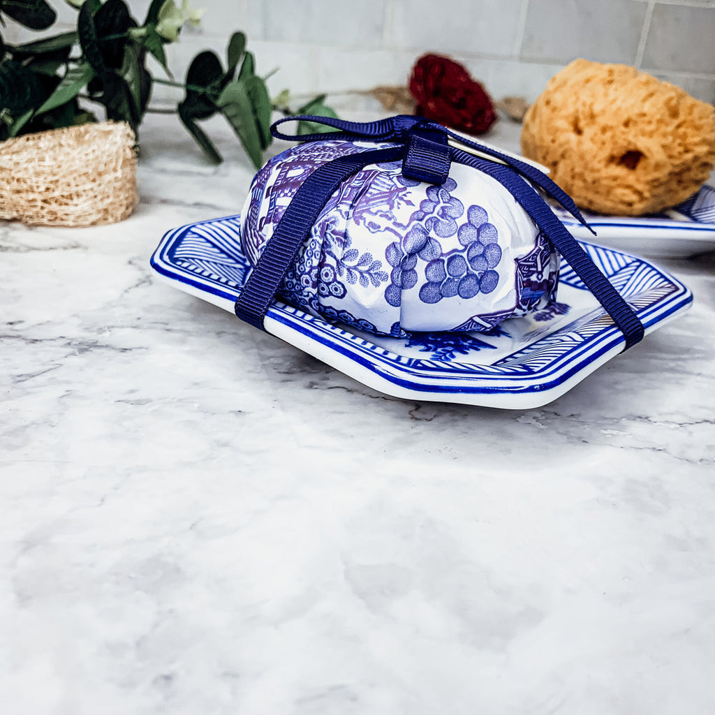 Chinoiserie Soap And Trinket Dish Set - Decorative Ceramic Soap Tray Gift BandsCo Straps