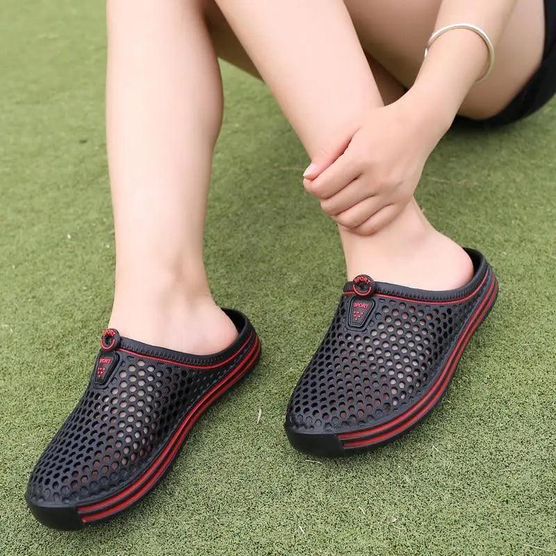 Classic Women Shoes Beach Closed Toe Slippers Unisex Hollow Out Casual Couple Flip Flops Garden Clogs  Non-slide Men And Women Slippers Stevvex