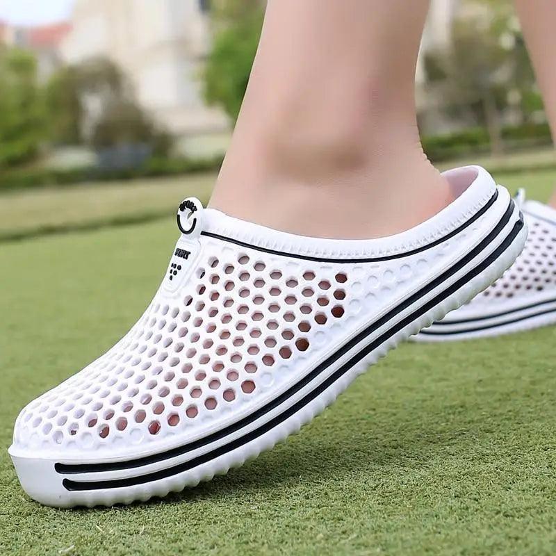 Classic Women Shoes Beach Closed Toe Slippers Unisex Hollow Out Casual Couple Flip Flops Garden Clogs  Non-slide Men And Women Slippers Stevvex