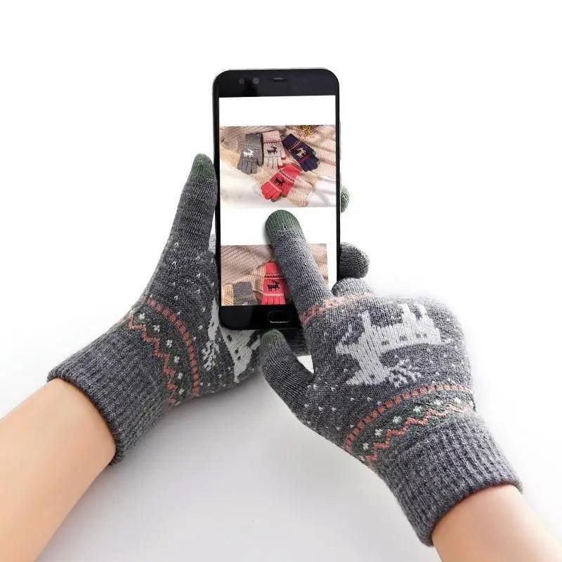 Colorful Christmas Deer Printed Warm Autumn Winter Comfortable Gloves For Men Women Cute Unisex Stylish Design Soft Full Finger Gloves Stevvex