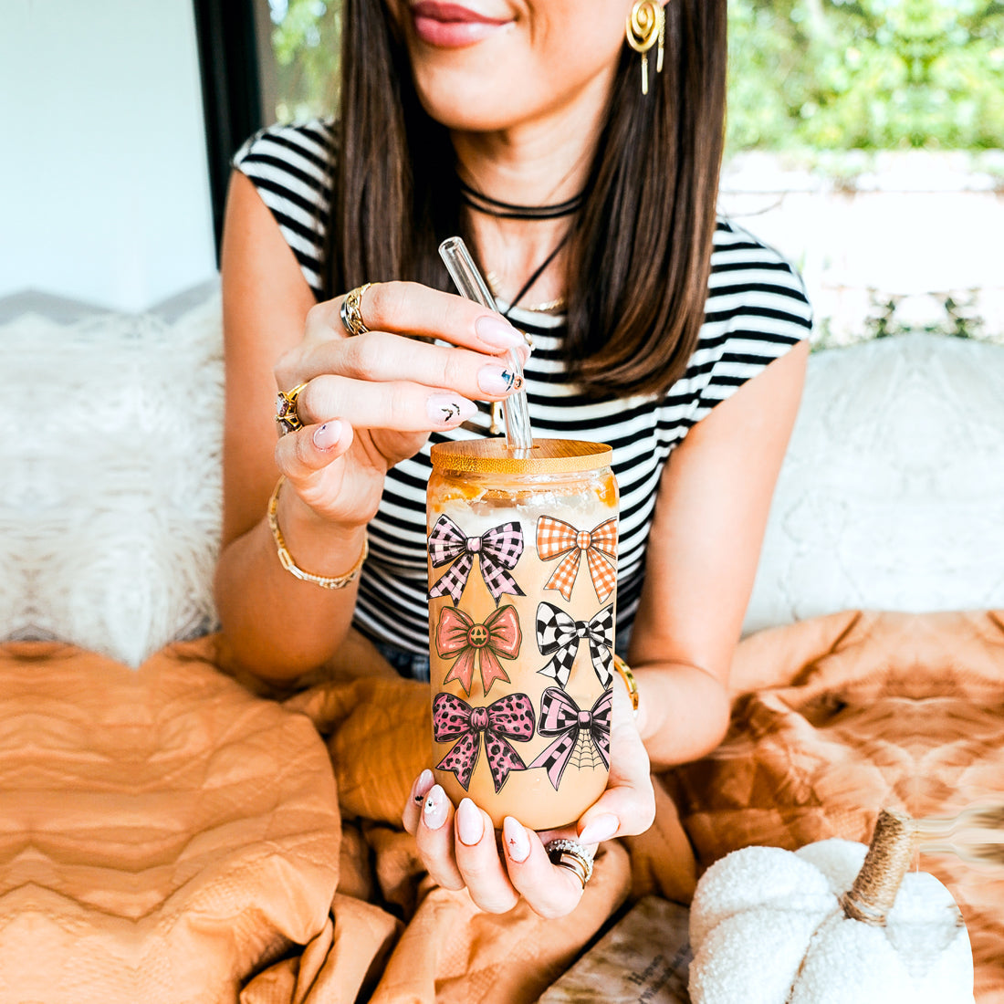 Fall Bows 20oz Glass Tumbler With Bamboo Lid, Straws And Straw Cleaner BandsCo Straps