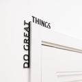 Wooden Corner Quote – Do Great Things
