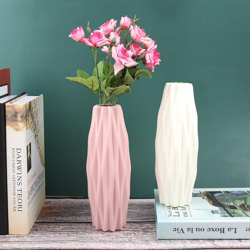 Creative Flower Vase White Imitation Ceramic Flower Pot Home Decor Plastic Vase Centerpieces and Events Ornamnet Decoration For Wedding Home Office Party Hotel Yard  Restaurant Patio Festive Furnishing Stevvex