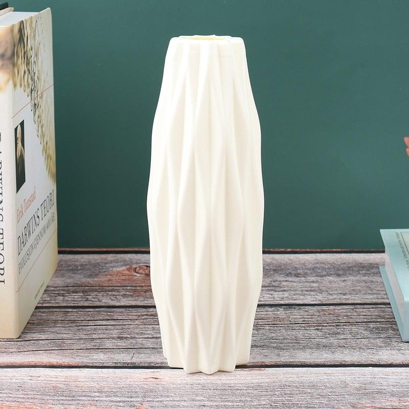 Creative Flower Vase White Imitation Ceramic Flower Pot Home Decor Plastic Vase Centerpieces and Events Ornamnet Decoration For Wedding Home Office Party Hotel Yard  Restaurant Patio Festive Furnishing Stevvex