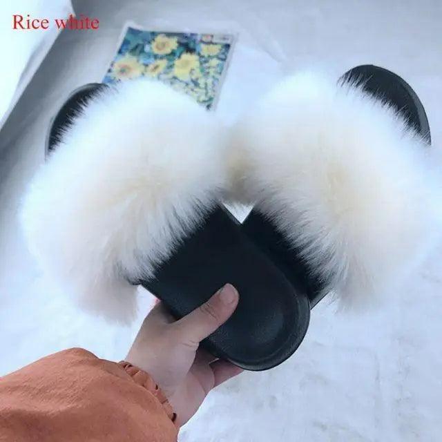 Cute Fluffy Ladies Indoor Warm Slippers Furry Luxury Flip Flops   Women's Fashion Flat Soft Flip Flops Stevvex