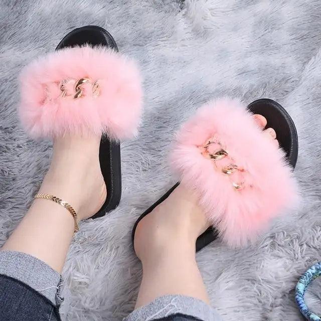 Cute Fluffy Ladies Indoor Warm Slippers Furry Luxury Flip Flops   Women's Fashion Flat Soft Flip Flops Stevvex