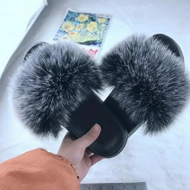 Cute Fluffy Ladies Indoor Warm Slippers Furry Luxury Flip Flops   Women's Fashion Flat Soft Flip Flops Stevvex
