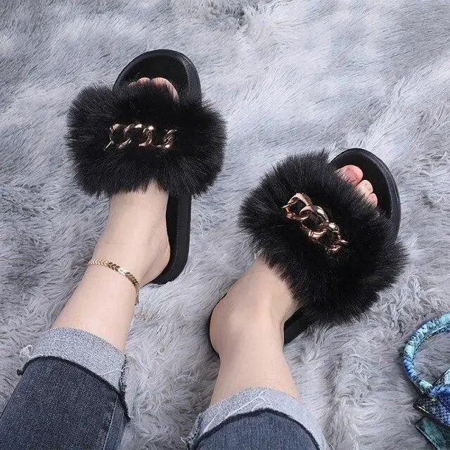 Cute Fluffy Ladies Indoor Warm Slippers Furry Luxury Flip Flops   Women's Fashion Flat Soft Flip Flops Stevvex