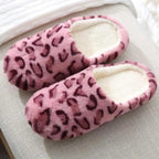 Cute Fluffy Ladies Indoor Warm Slippers Furry Luxury Flip Flops   Women's Fashion Flat Soft Flip Flops Stevvex