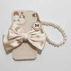 Cute Luxury Fashion 3d Bow Pearl Bracelet Girl Soft Case For iPhone 11 12 13 Pro Max 7 8 Plus Xr X Xs Se Anti-drop Cover Pearl Chain Bow Phone Case Ideal for iPhone Elegant Phone Case Stevvex