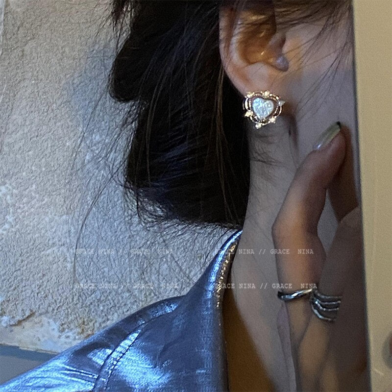 Peach Heart Stud Earrings Pi-Mart