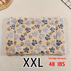 All-Season Dirt-Resistant Rectangular Pet Blanket - Comfortable Dog Paw Heart Print Pet Bed, 1pc Lootquake LLC