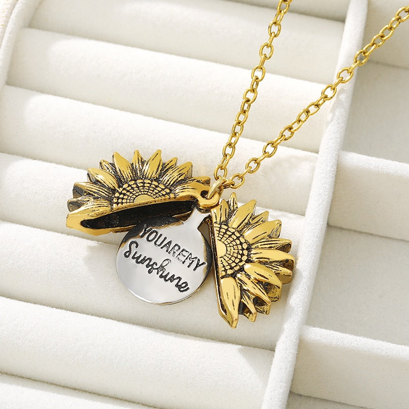 Sunflower Pendant Necklace - SJB-DIAMOND ELITES