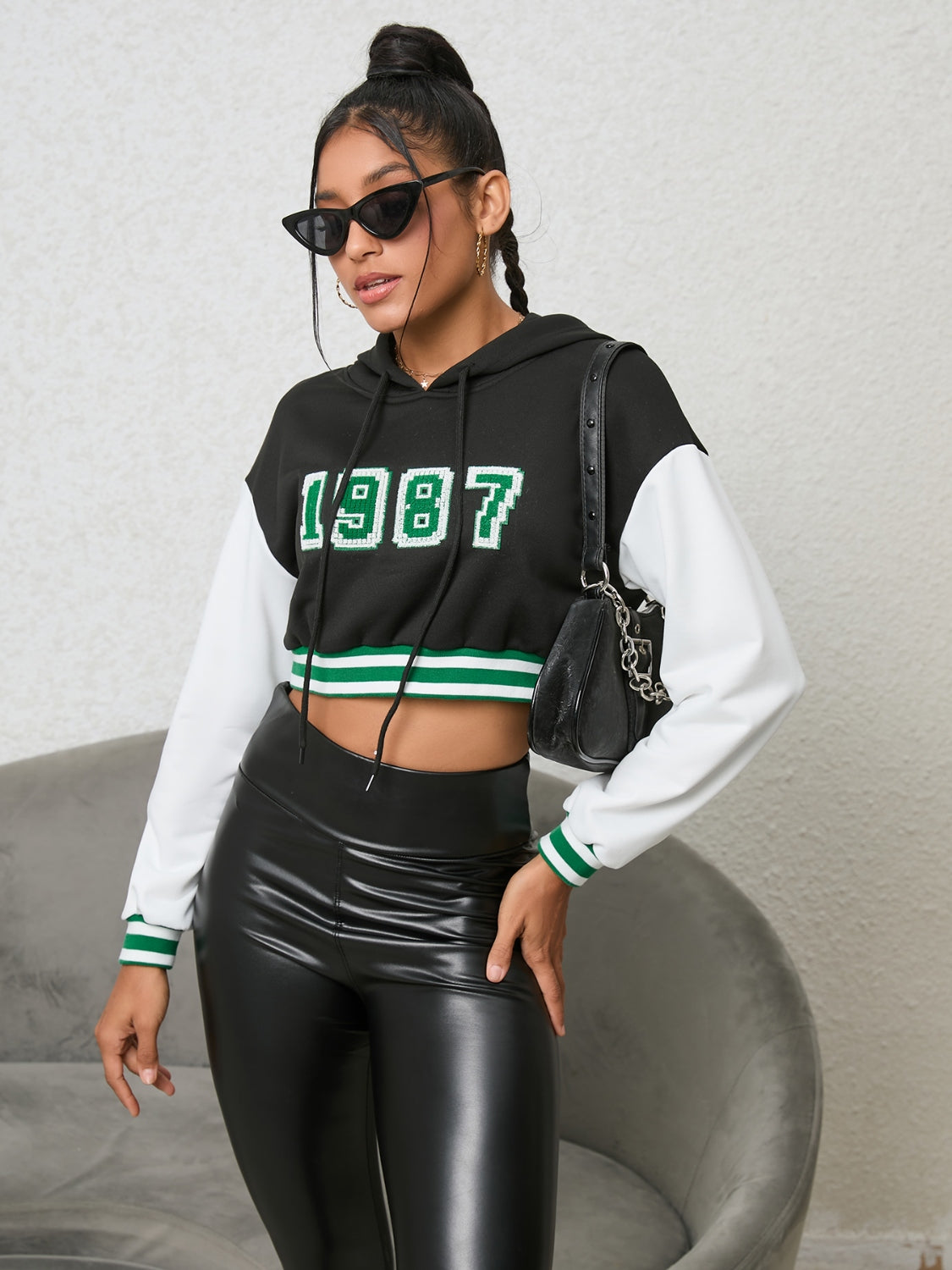 1987 Graphic Cropped Hoodie THRIXINE
