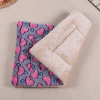 All-Season Dirt-Resistant Rectangular Pet Blanket - Comfortable Dog Paw Heart Print Pet Bed, 1pc Lootquake LLC
