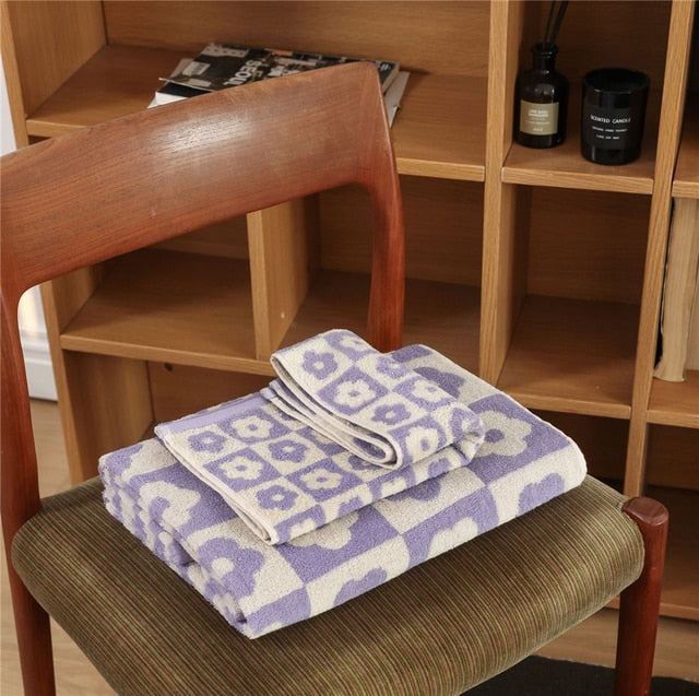 Retro Checkered Face and Bathroom Towels Pi-Mart