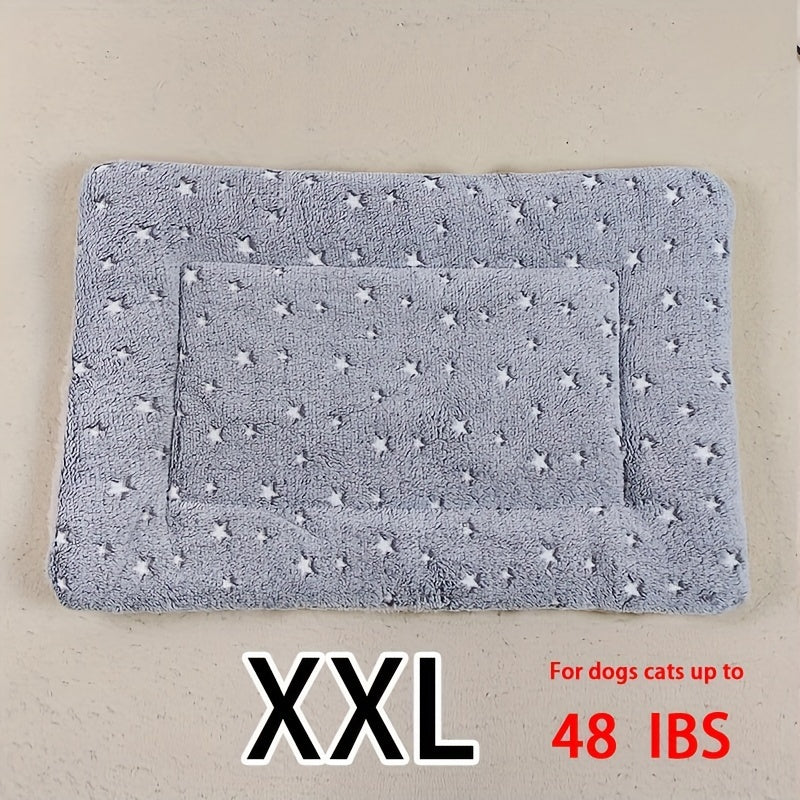All-Season Dirt-Resistant Rectangular Pet Blanket - Comfortable Dog Paw Heart Print Pet Bed, 1pc Lootquake LLC