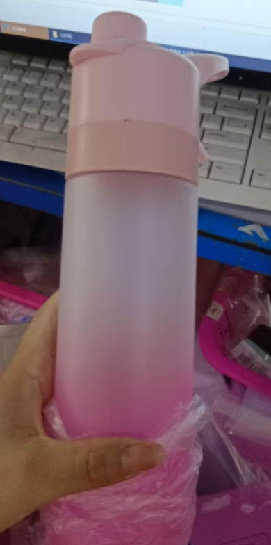 Spray Water Bottle For Girls Outdoor Sport Fitness Water Cup Large Capacity Spray Bottle Drinkware Travel Bottles Kitchen Gadgets Pi-Mart