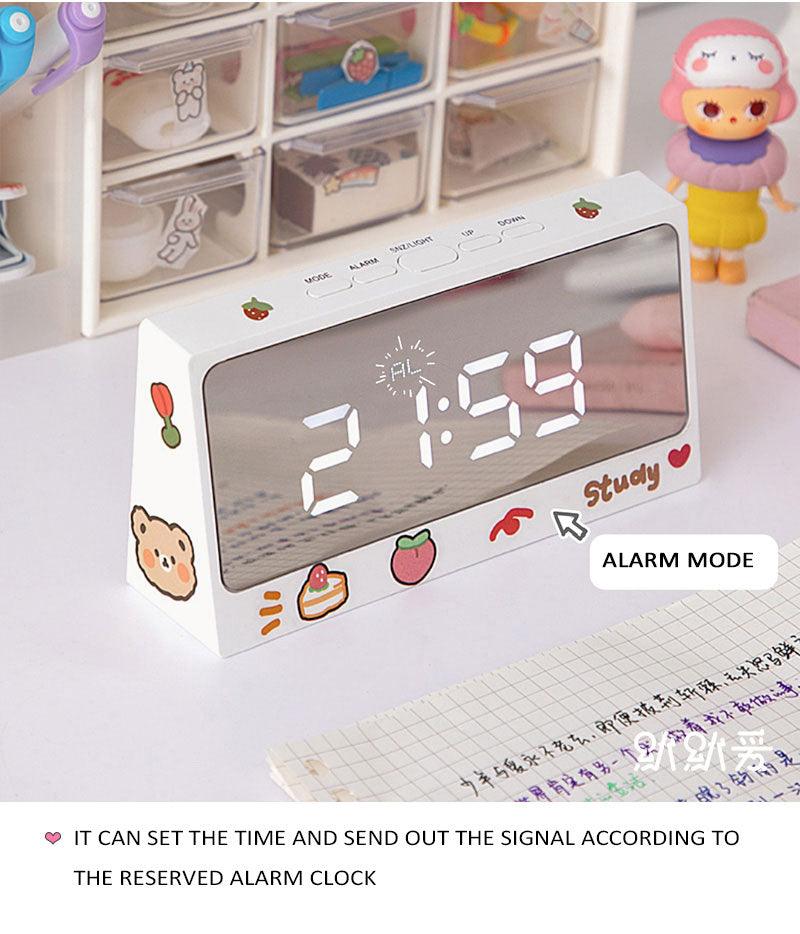 Digital Clock Table Clock Snooze Alarm Cute Silent Mirror Clock Student Desktop Mirror Surface LED Alarm Clock with USB Charger 12/24H Easy Snooze Function Adjustable Brightness Alarm Clocks for Bedroom LED Clock Electronic Clock for Children Stevvex