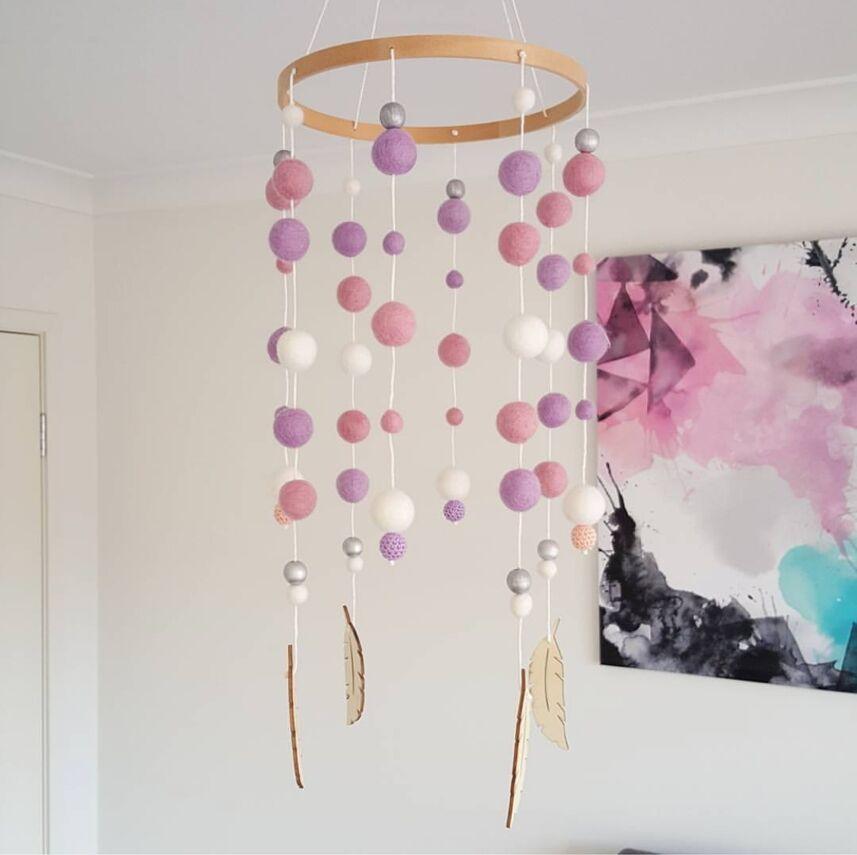 Dream Catcher Decoration Home Wind Chime Bed Bell Children's Girls Room Decor  Newborn Baby Bed Bell Dream Catcher String Pendant Kids Room Decoration Wooden Wind Chime Bed Bell Nursery Crib Bed Bell Baby Bedroom Ceiling Woven Beads Wind Chime Stevvex